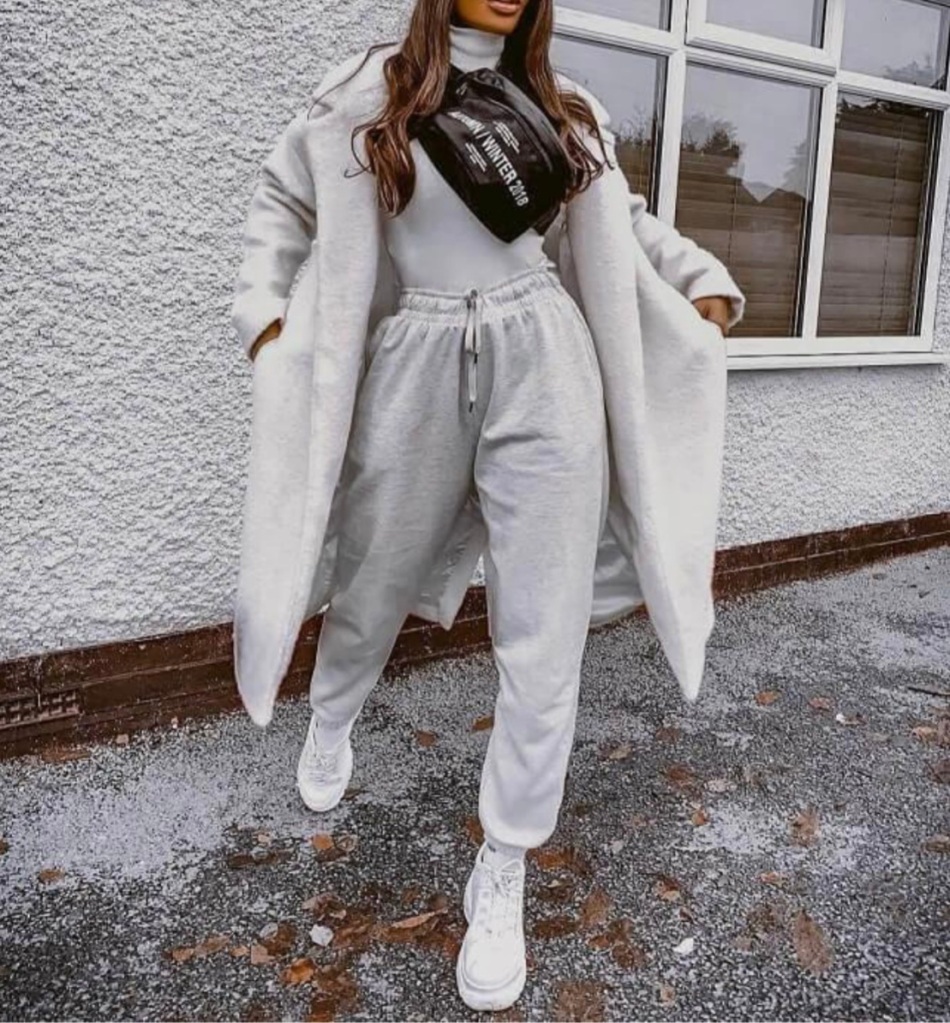 Stay Stylish and Cozy: 6 Women's Joggers Outfit Ideas for Winter Lounging –  Taras Fit World
